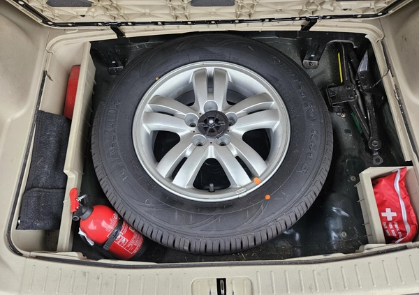 Hyundai Tucson cena 12000 przebieg: 193416, rok produkcji 2006 z Radlin małe 172